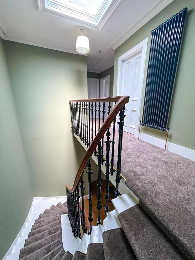 Remarkable 5Br Townhouse With Garden, Sleeps 12 爱丁堡 外观 照片