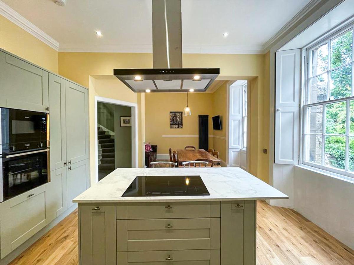 Remarkable 5Br Townhouse With Garden, Sleeps 12 爱丁堡 外观 照片