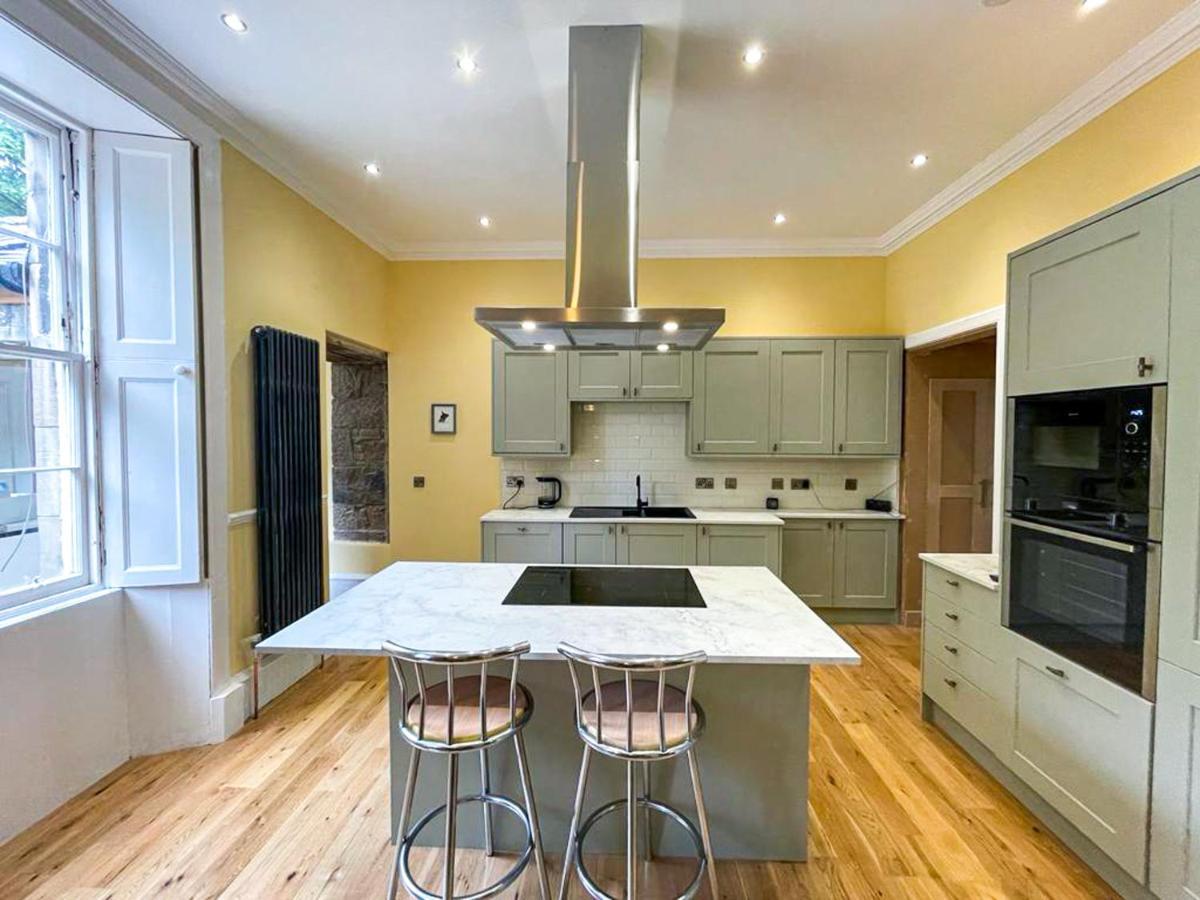 Remarkable 5Br Townhouse With Garden, Sleeps 12 爱丁堡 外观 照片