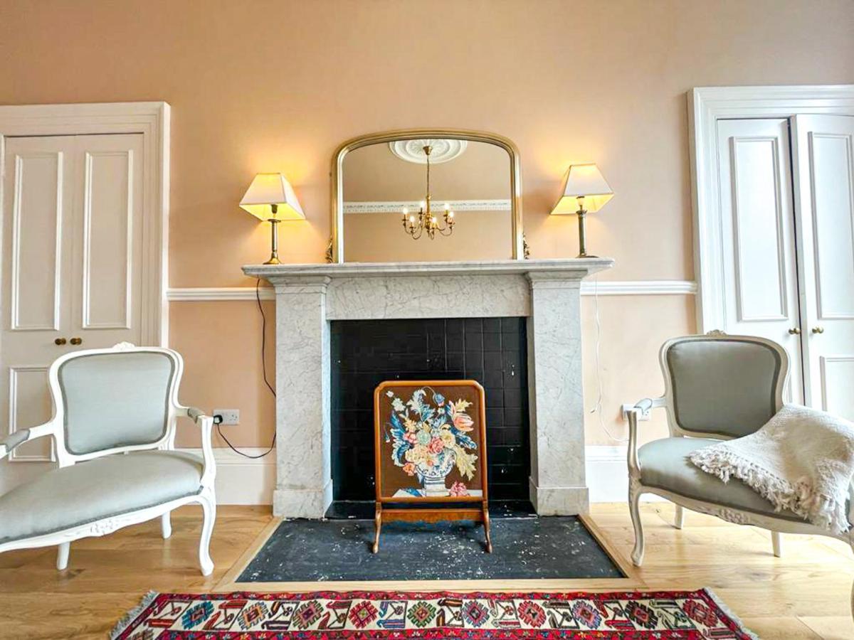 Remarkable 5Br Townhouse With Garden, Sleeps 12 爱丁堡 外观 照片